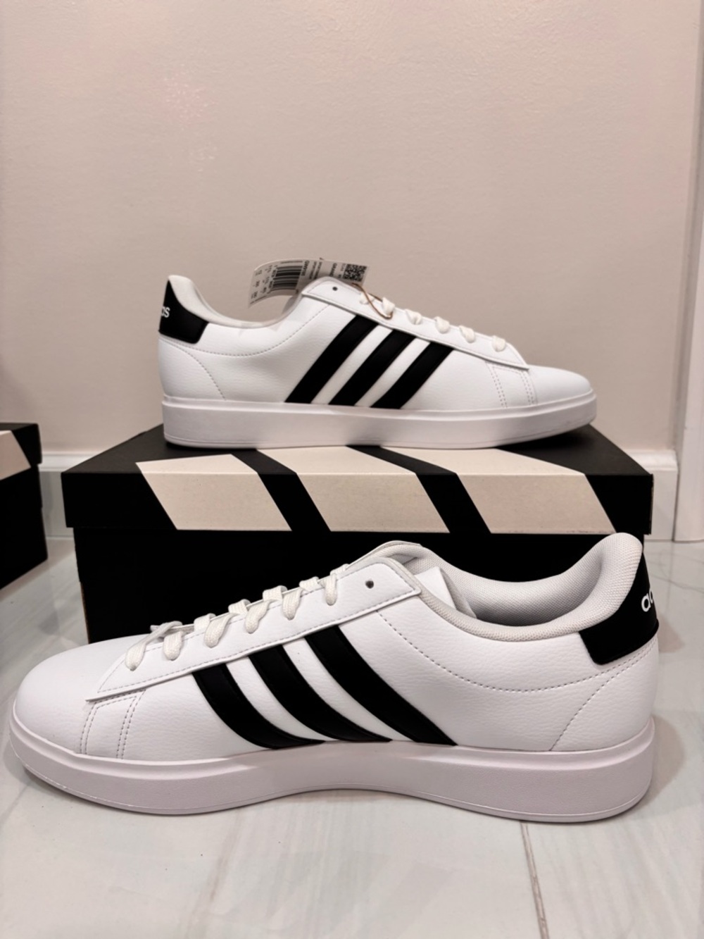 NEW Adidas Men's Grand Court 2.0 'White Black' Shoes GW9195  (Sz 12 Men’s US)